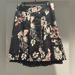 LOFT 100% Cotton Navy Floral Skirt Size 8